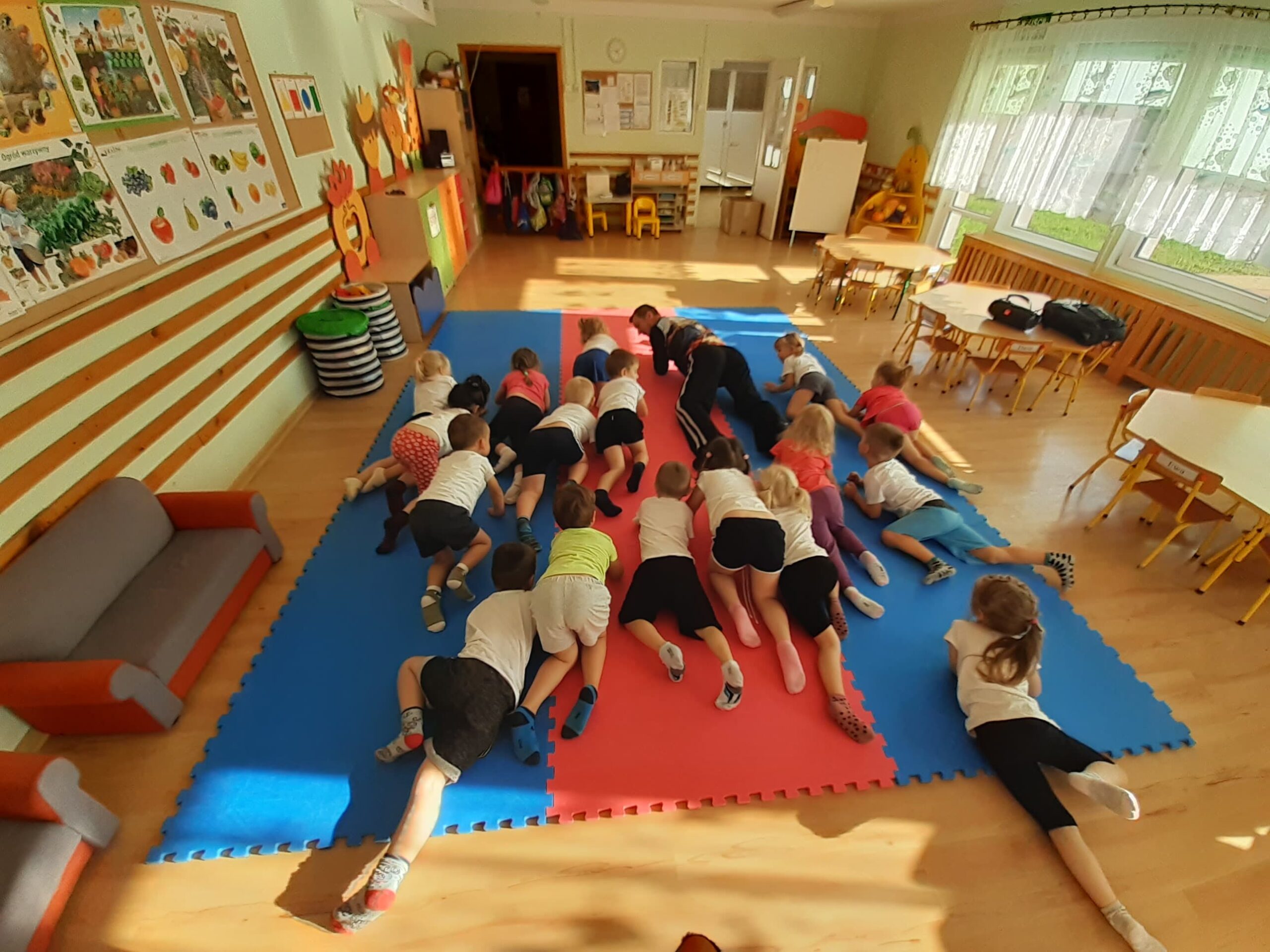 121163423_675519279760270_2717774109977246173_n